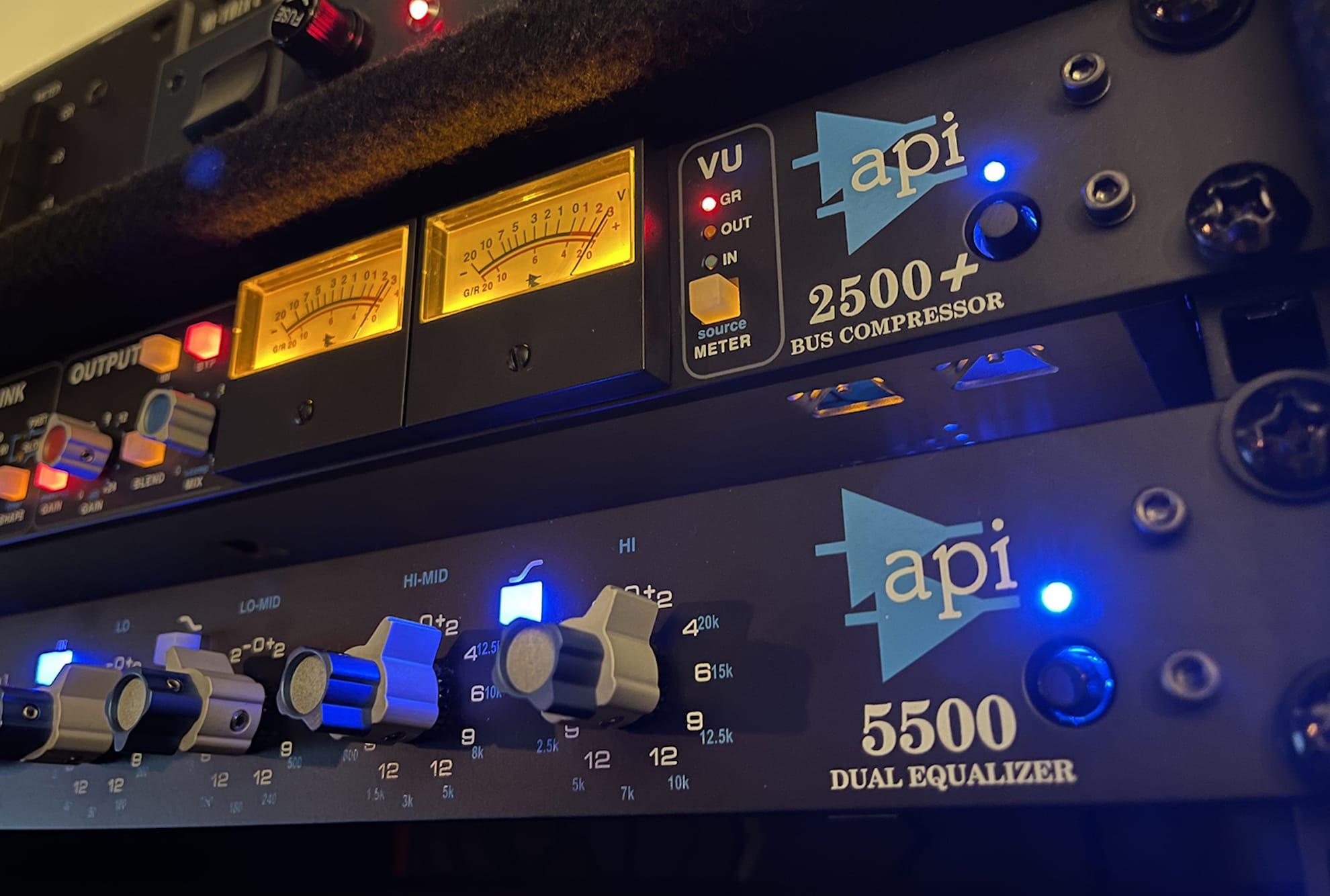 Recording Studio Budapest | Hangstúdió Budapest | masterningstudio.hu 